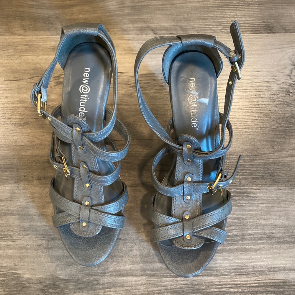New Attitude Grey Wedge Size 9.5